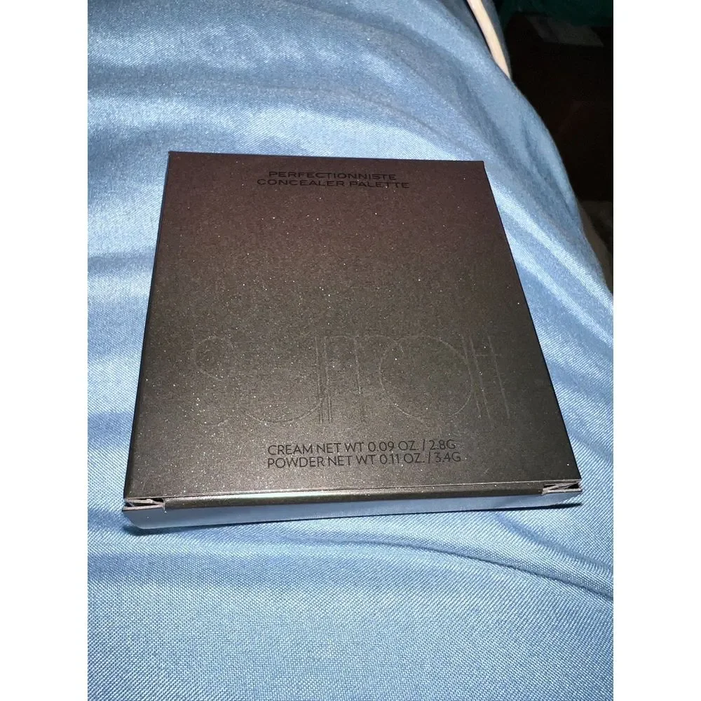 NIB Surratt Beauty Perfectionniste Concealer Palette 4